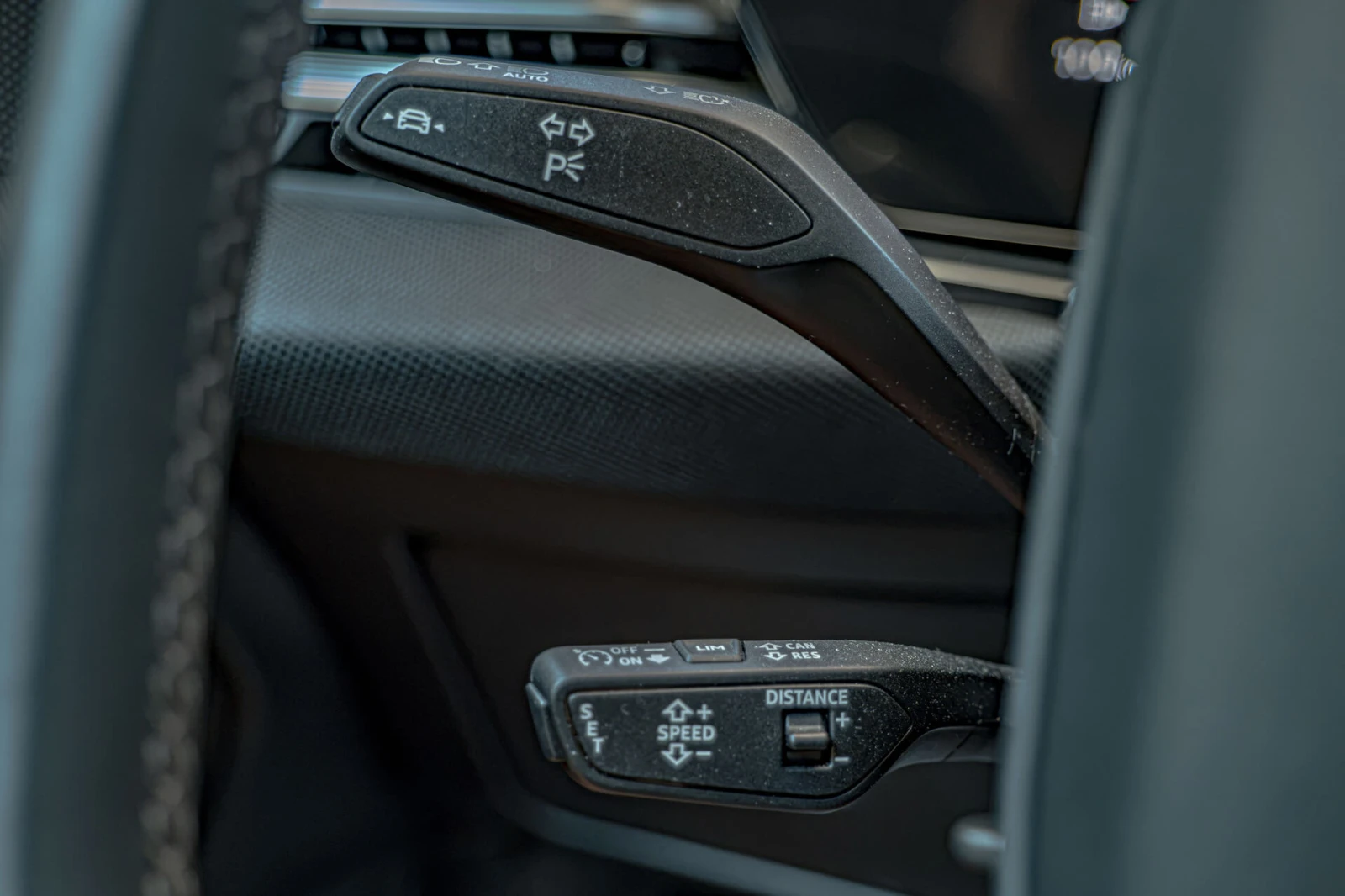 Audi A6 2.0TFSI/Distronic/Камера 360/Lane Assist/Passenger, снимка 12 - Автомобили и джипове - 55363942