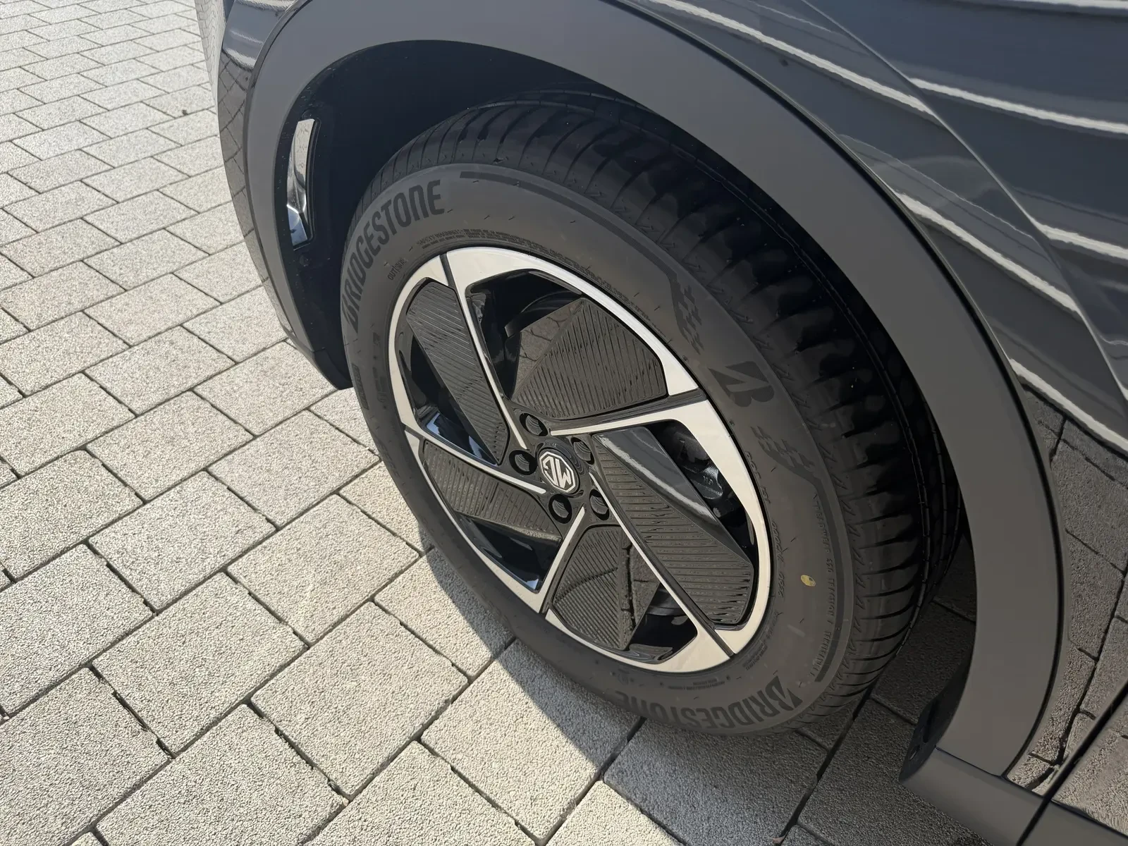 Mg S5 Luxury Long Range, снимка 11 - Автомобили и джипове - 55402117