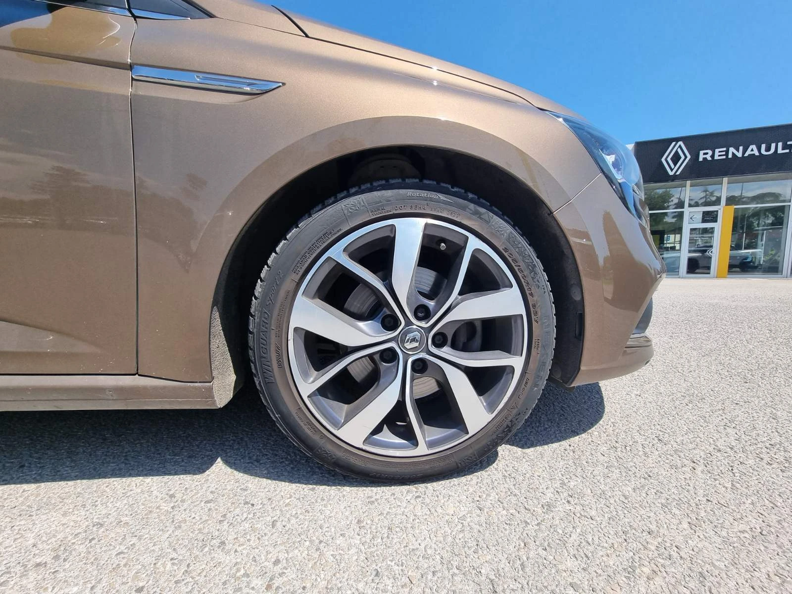 Renault Megane Grandtour dCi 130 к.с. дизел S&S BVM6, снимка 14 - Автомобили и джипове - 55463111