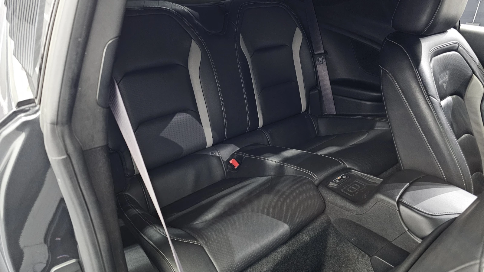 Chevrolet Camaro 6.2 SS V8* TUNNED* HUD* ОБДУХ* КРАЙНА ЦЕНА, снимка 17 - Автомобили и джипове - 55484156