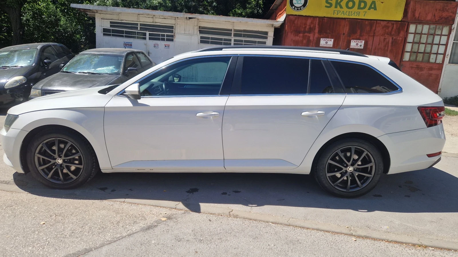 Skoda Superb, снимка 3 - Автомобили и джипове - 55771142