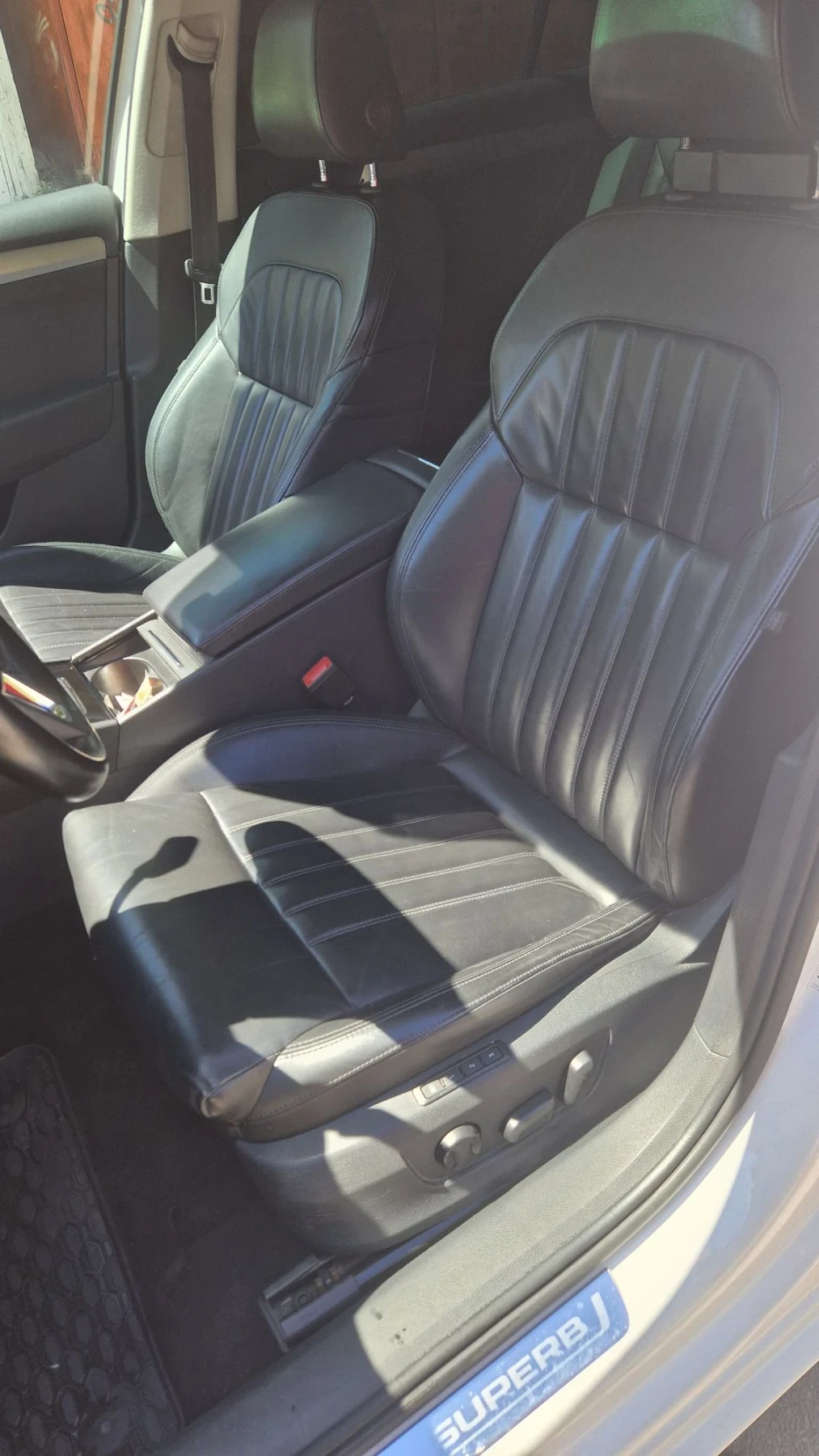 Skoda Superb, снимка 6 - Автомобили и джипове - 55771142