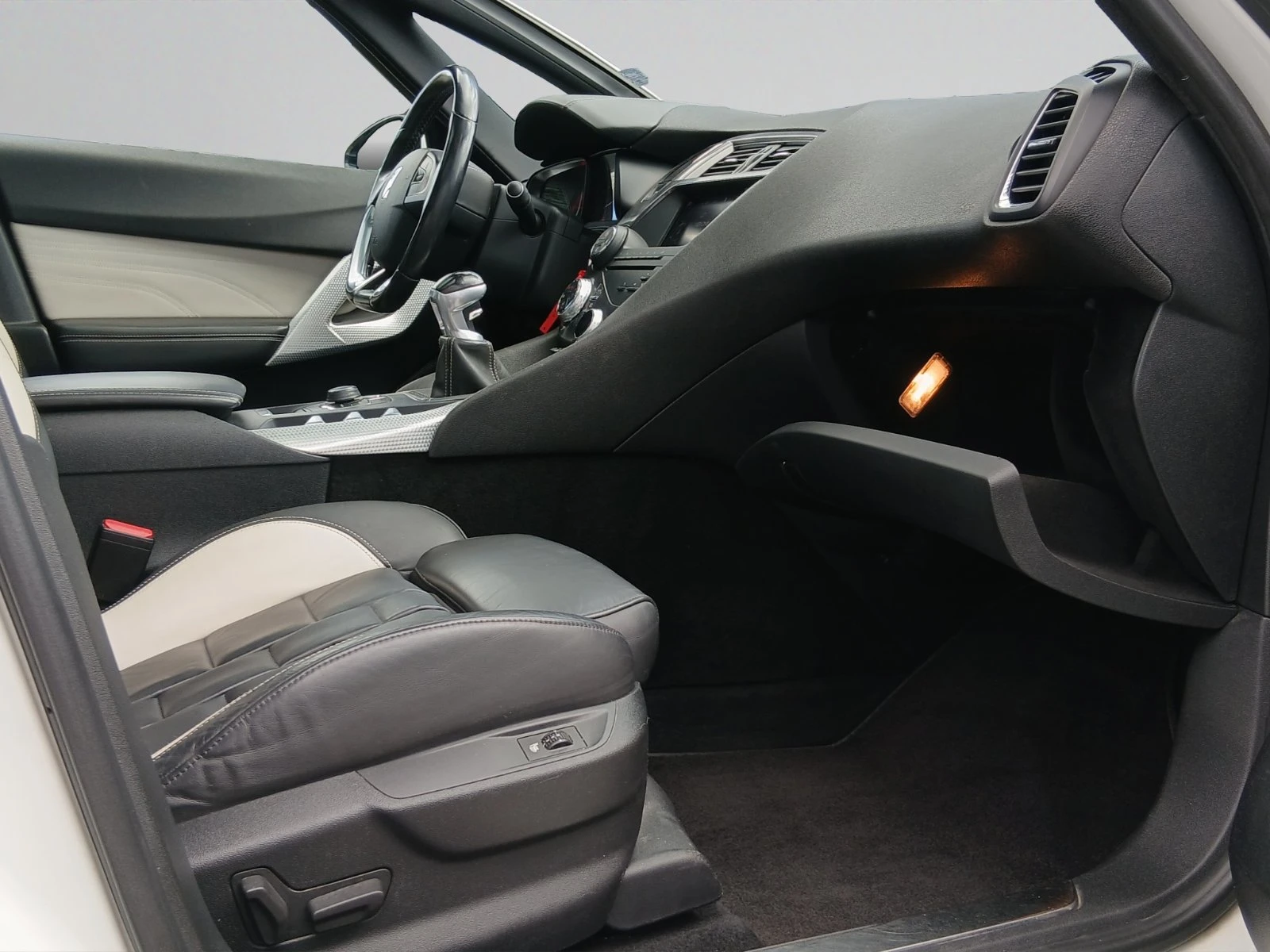 Citroen DS5 DS 5 1.6P 200HP MT, снимка 13 - Автомобили и джипове - 55951661