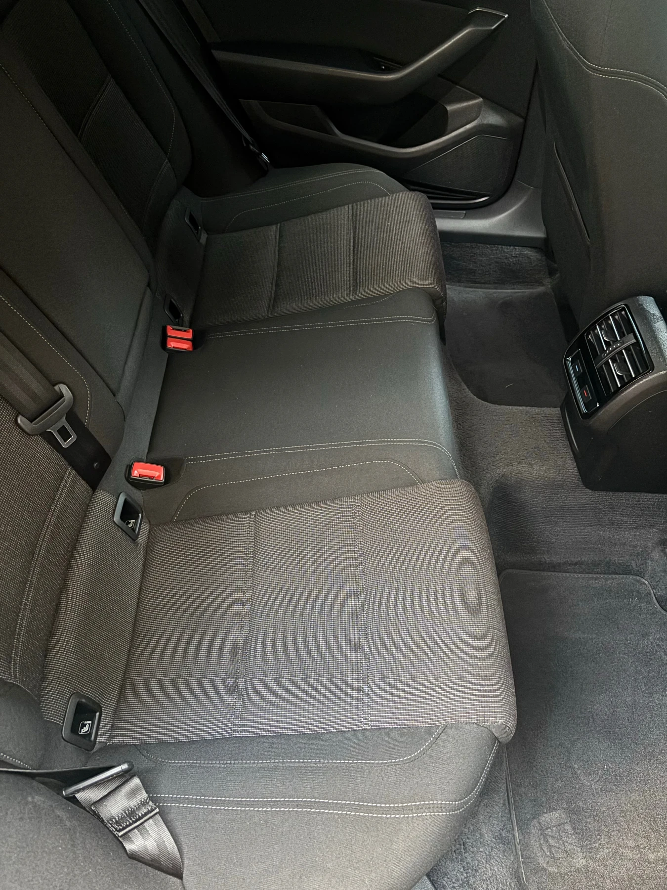 VW Passat, снимка 13 - Автомобили и джипове - 55960803