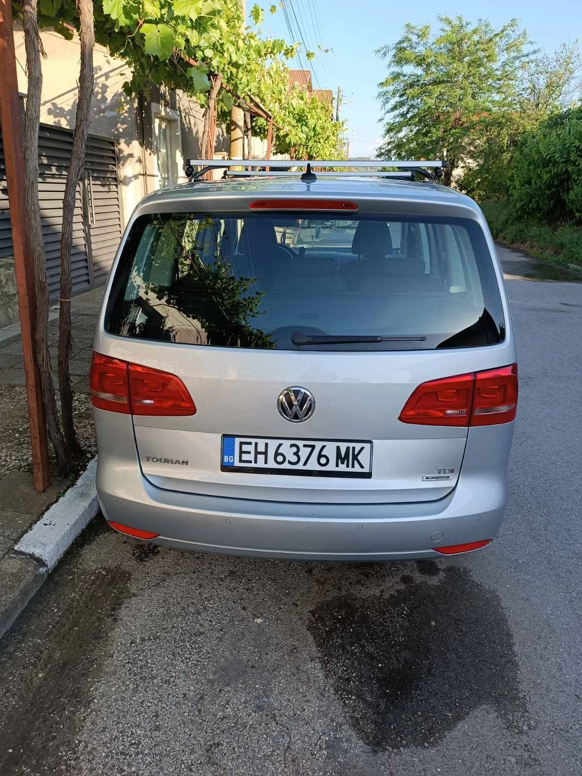 VW Touran, снимка 12 - Автомобили и джипове - 56184201