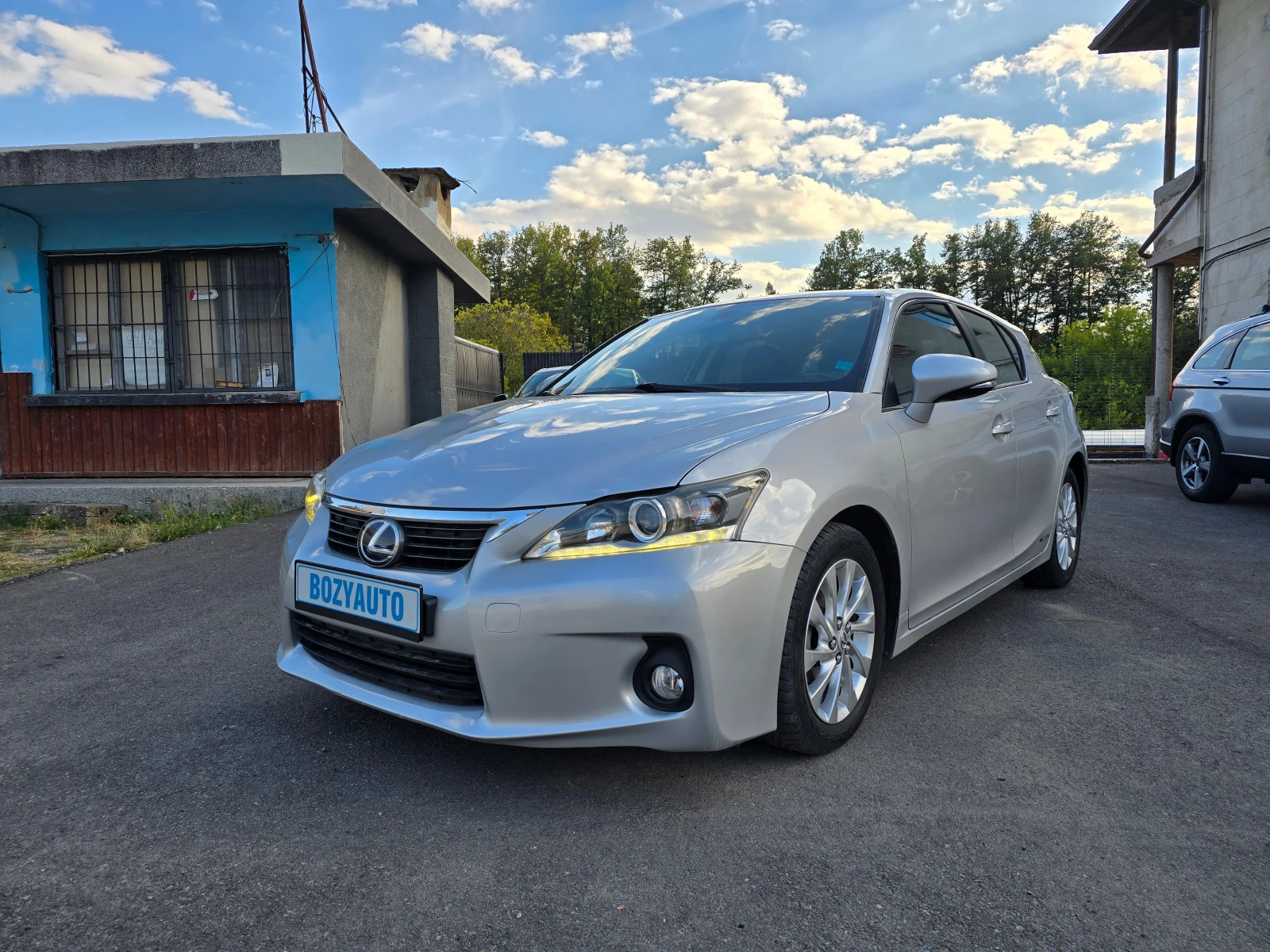 Lexus CT 200h 1.8HYBRID, снимка 3 - Автомобили и джипове - 56216195