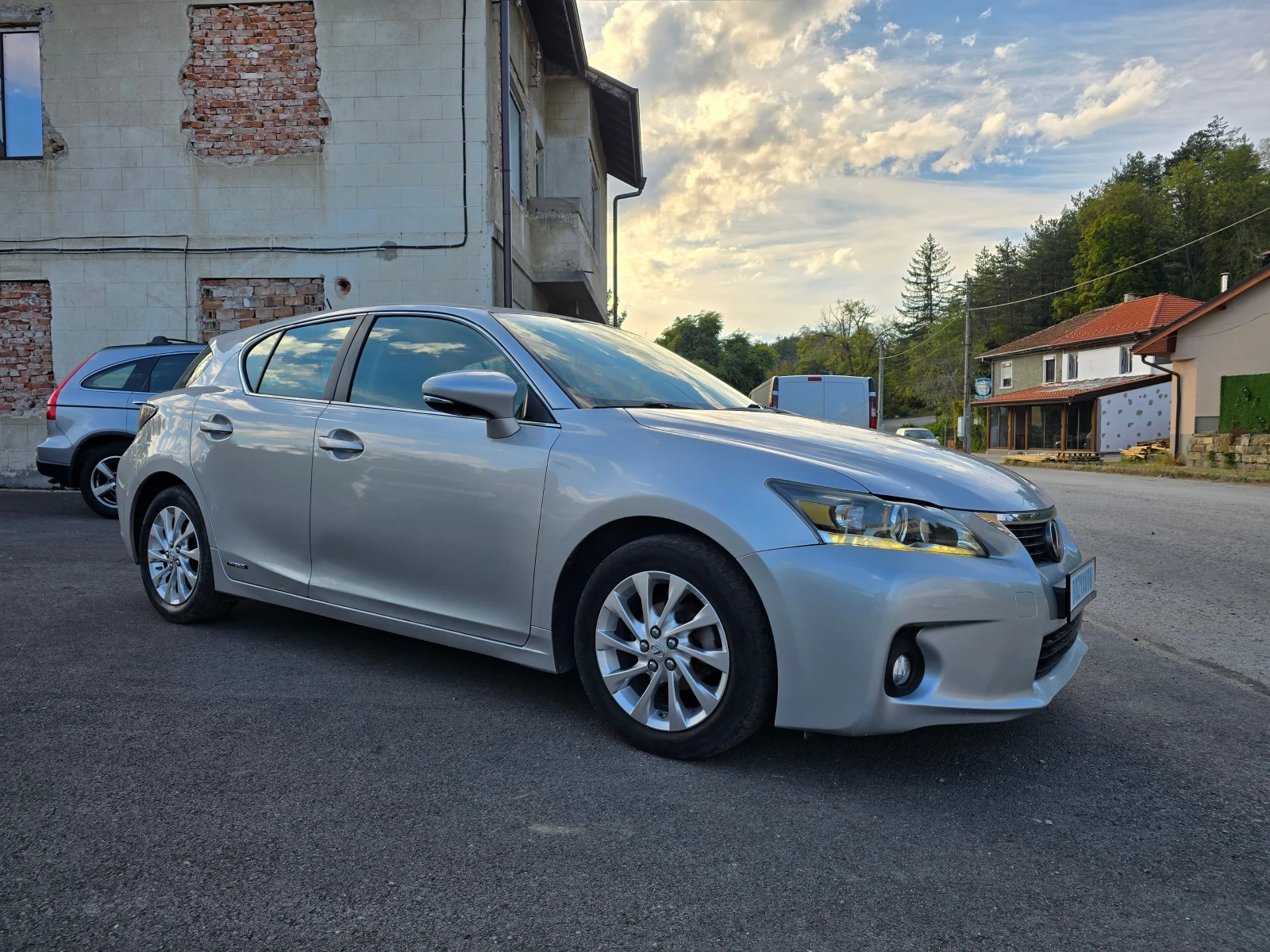 Lexus CT 200h 1.8HYBRID, снимка 8 - Автомобили и джипове - 56216195