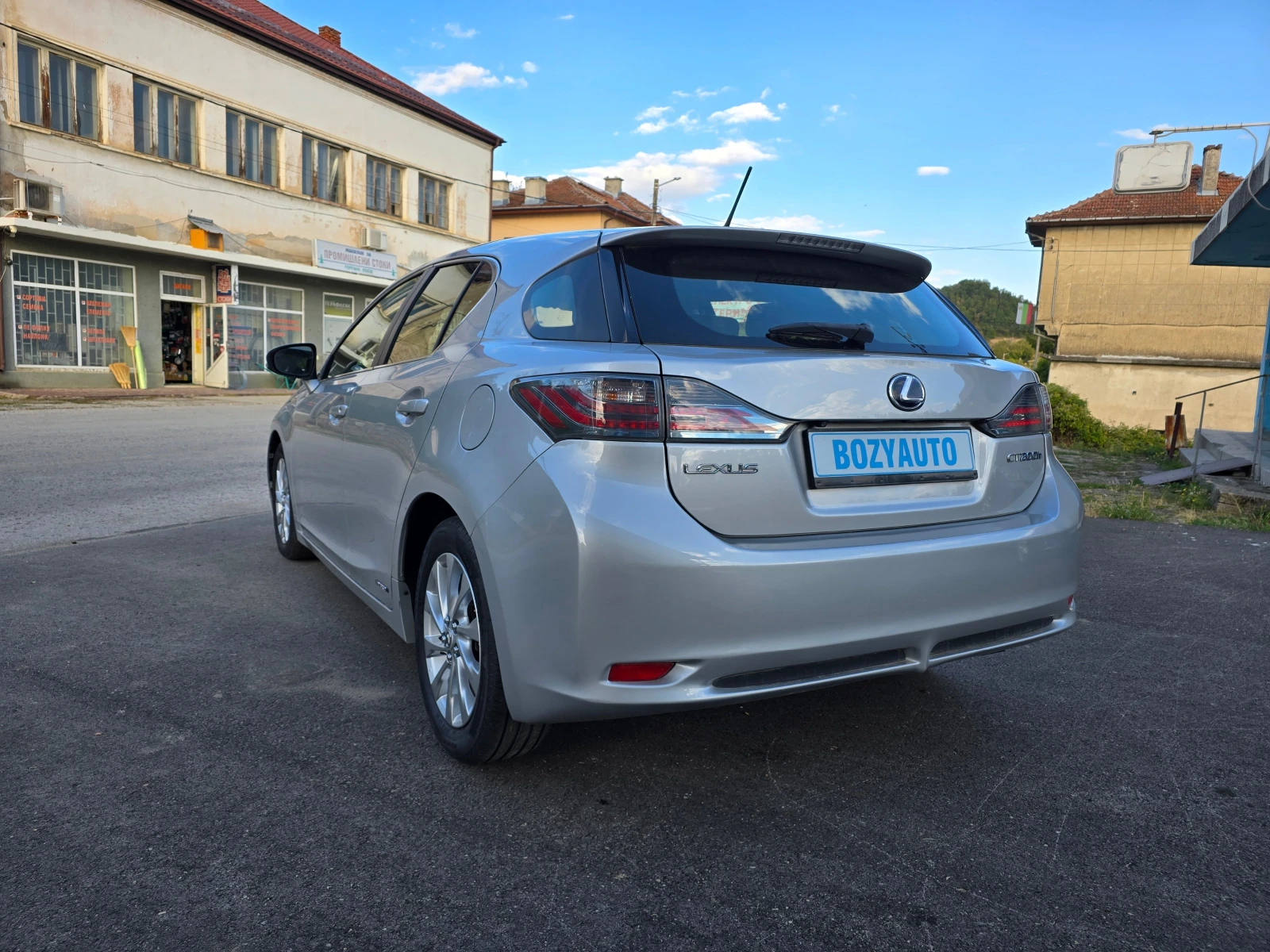 Lexus CT 200h 1.8HYBRID, снимка 5 - Автомобили и джипове - 56216195