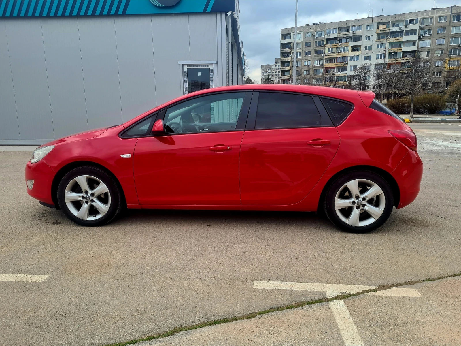 Opel Astra, снимка 2 - Автомобили и джипове - 56292701