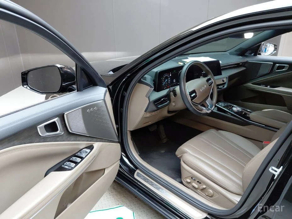 Kia K8, снимка 10 - Автомобили и джипове - 56461837