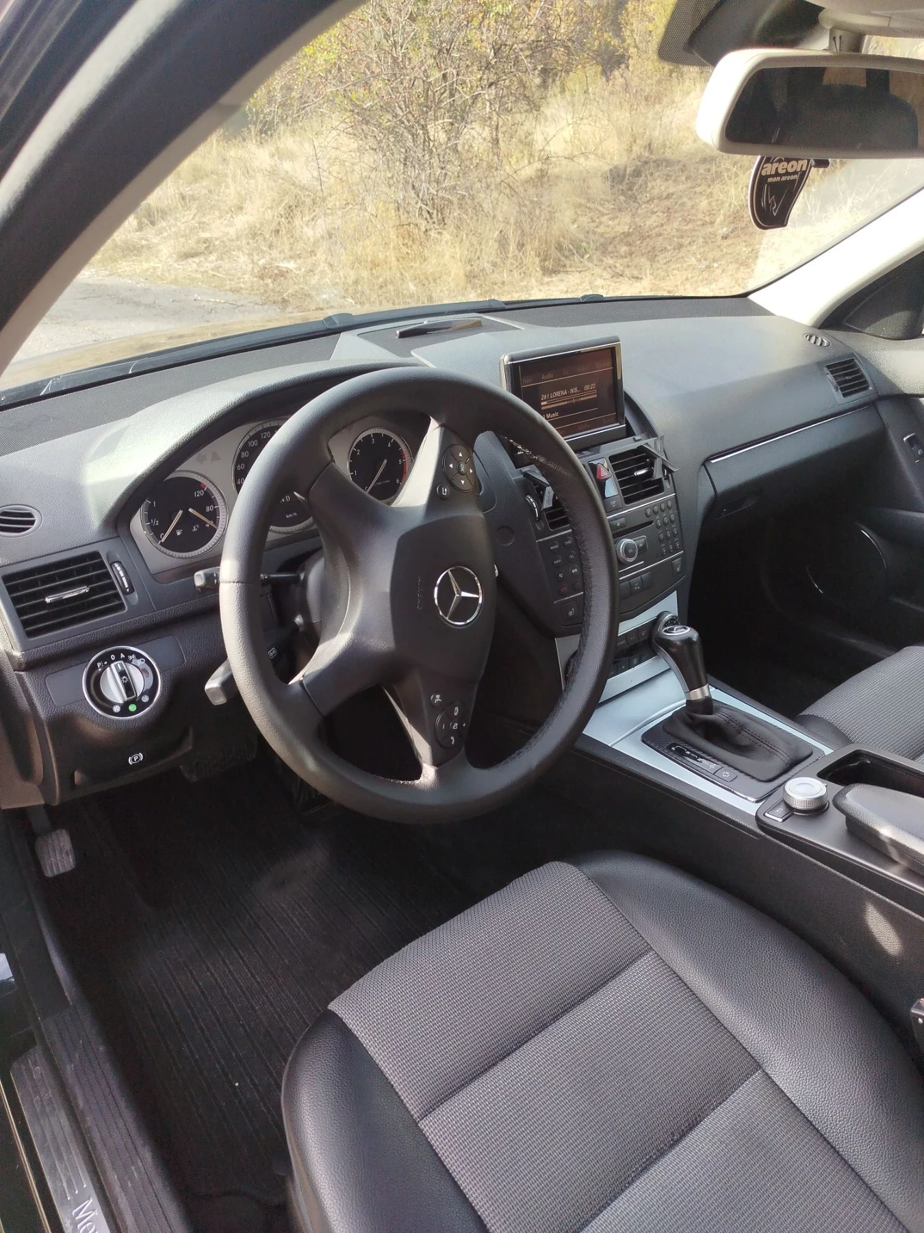 Mercedes-Benz C 220, снимка 10 - Автомобили и джипове - 56599819