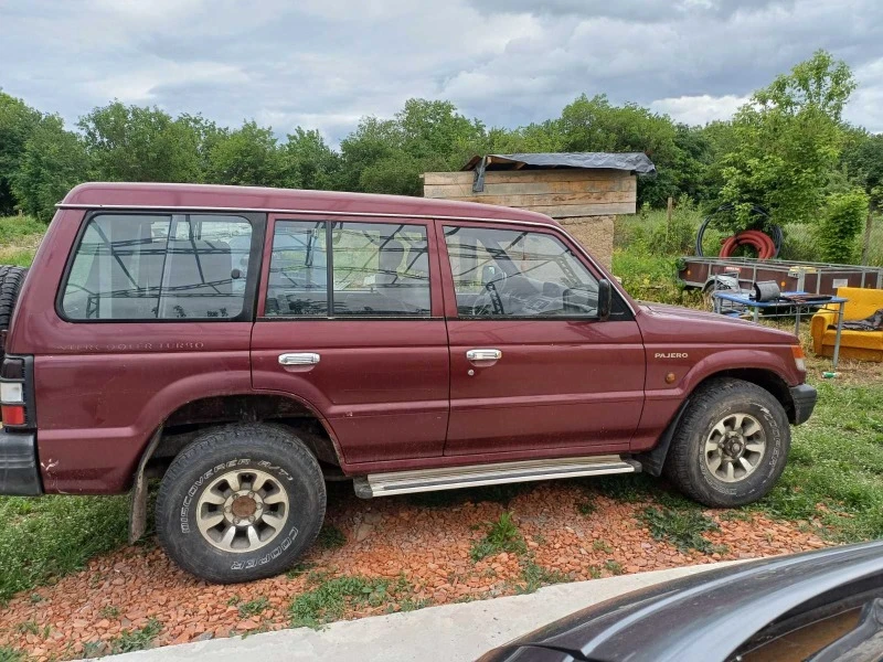 Mitsubishi Pajero 2.5 , снимка 1 - Автомобили и джипове - 47554114