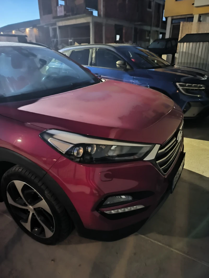 Hyundai Tucson 1.6, снимка 2 - Автомобили и джипове - 52388084