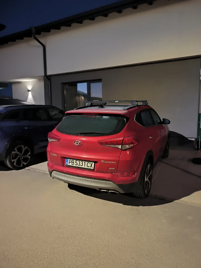 Hyundai Tucson 1.6, снимка 3 - Автомобили и джипове - 52388084