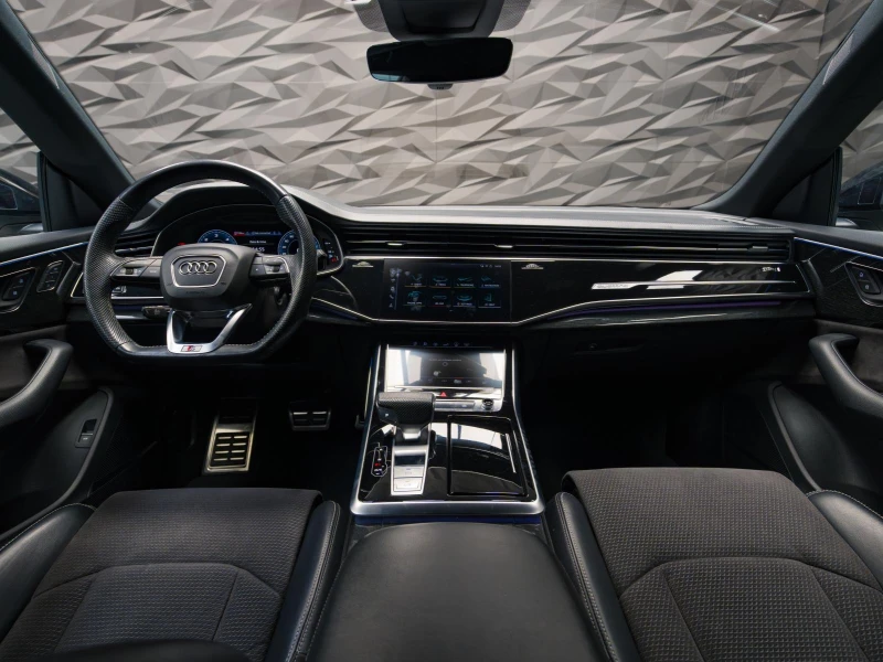 Audi Q8 50TDI Quattro S-line* 360 Cam* Bang&Olufsen* HuD* , снимка 9 - Автомобили и джипове - 52964587