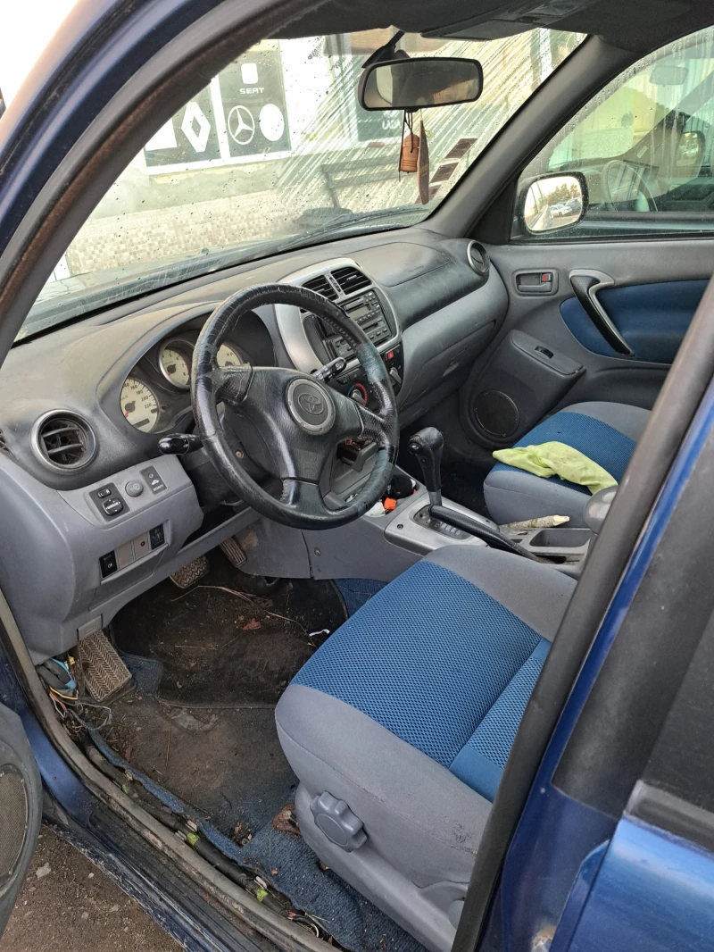Toyota Rav4, снимка 7 - Автомобили и джипове - 53063422