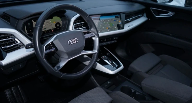 Audi Q4 E tron/Sportback Advanced/Pano/Kamera/, снимка 7 - Автомобили и джипове - 53568086