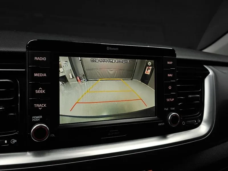 Kia Stonic 1.6 PRESTIGE, снимка 15 - Автомобили и джипове - 55262393