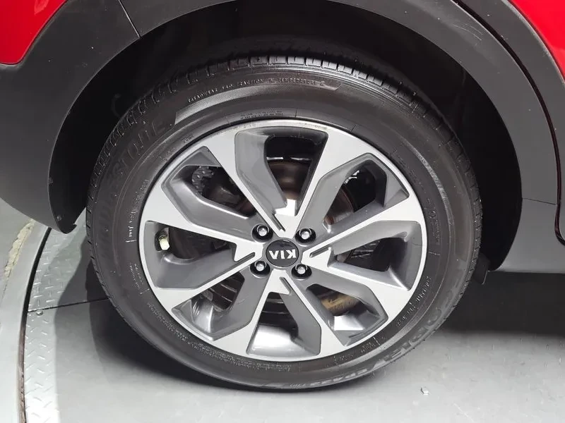 Kia Stonic 1.6 PRESTIGE, снимка 5 - Автомобили и джипове - 55262393