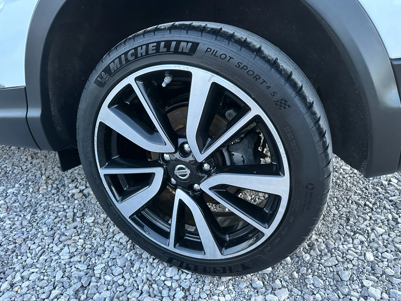Nissan Qashqai 1.6dCI PREMIER 4x4 FULL | Mobile.bg — изображение 12
