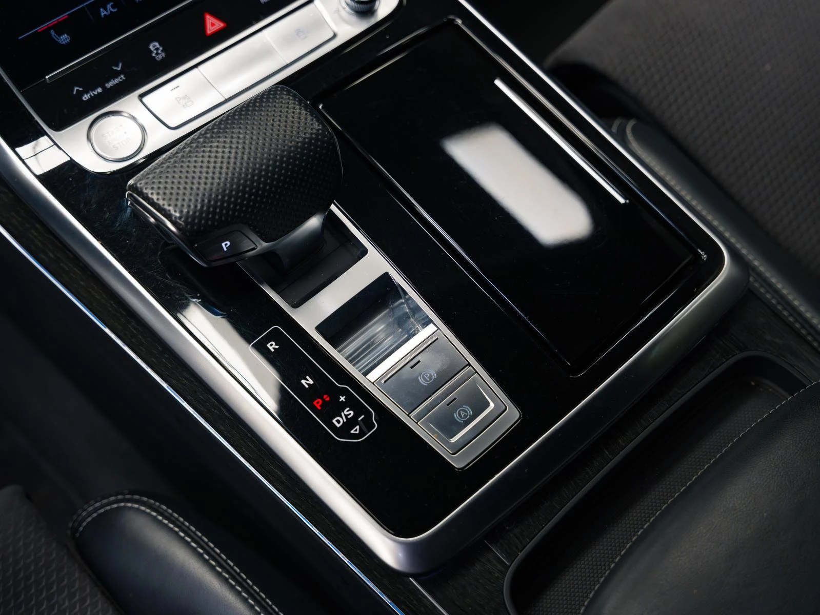 Audi Q8 50TDI Quattro S-line* 360 Cam* Bang&Olufsen* HuD*  | Mobile.bg � ����������� 13