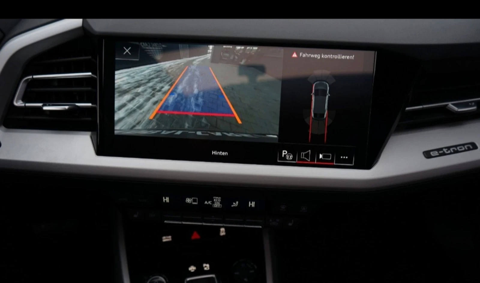 Audi Q4 E tron/Sportback Advanced/Pano/Kamera/ - изображение 10