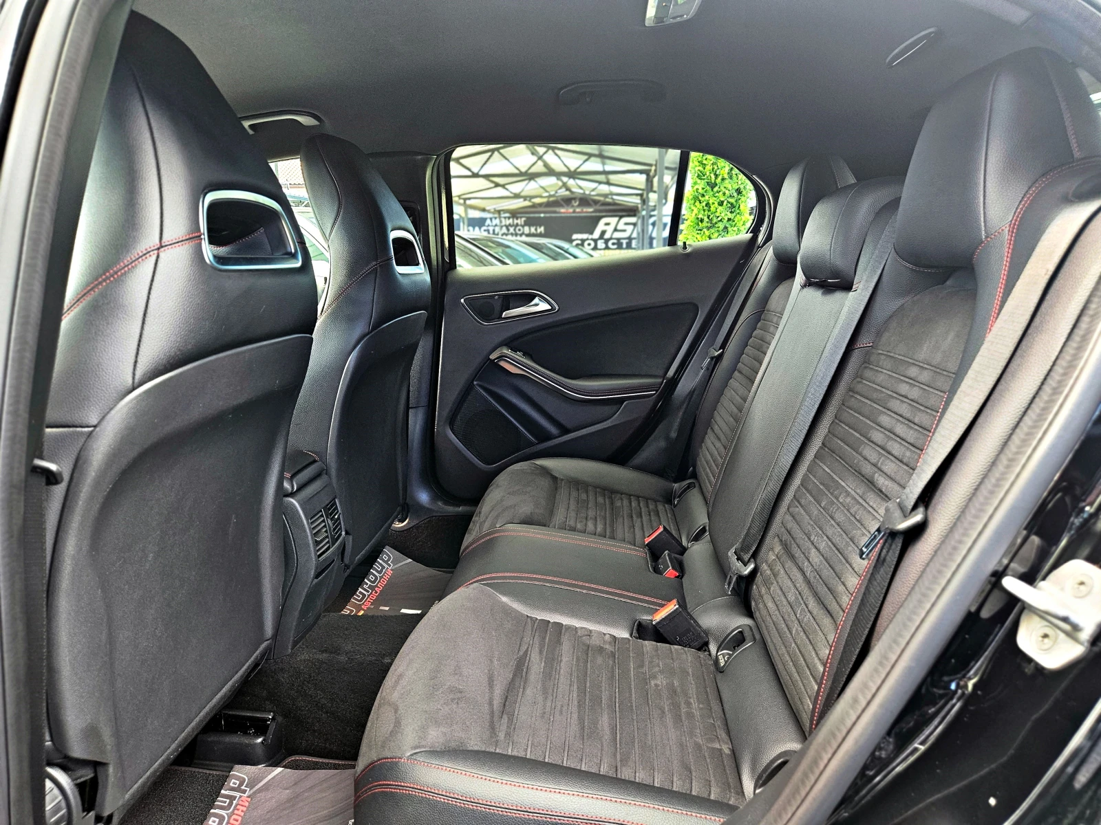 Mercedes-Benz GLA 200 AMG/4МАТIC/GERMANY/CAMERA/ПОДГРЕВ/OFFROAD/DSR/LIZI, снимка 16 - Автомобили и джипове - 53826815