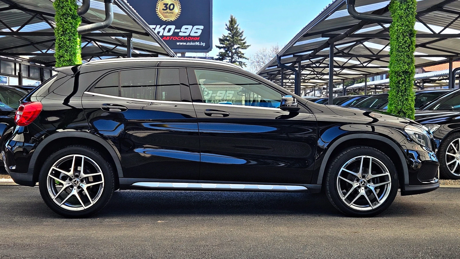 Mercedes-Benz GLA 200 AMG/4МАТIC/GERMANY/CAMERA/ПОДГРЕВ/OFFROAD/DSR/LIZI, снимка 4 - Автомобили и джипове - 53826815