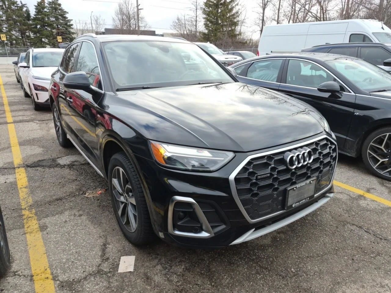 Audi Q5 Progressiv S-line* Pan/Roof* Apple carplay* Keyles, снимка 2 - Автомобили и джипове - 54073216
