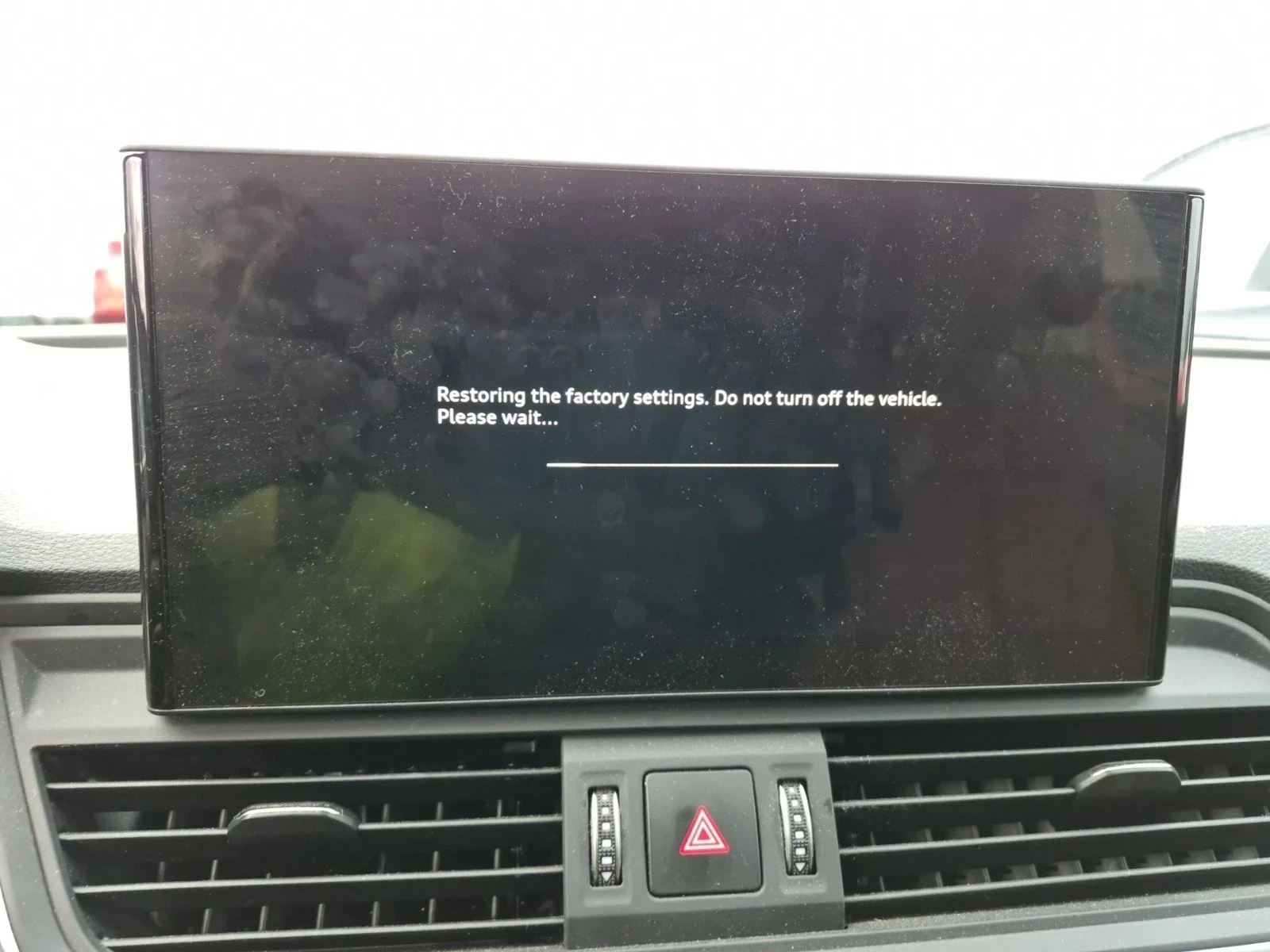 Audi Q5 Progressiv S-line* Pan/Roof* Apple carplay* Keyles, снимка 11 - Автомобили и джипове - 54073216