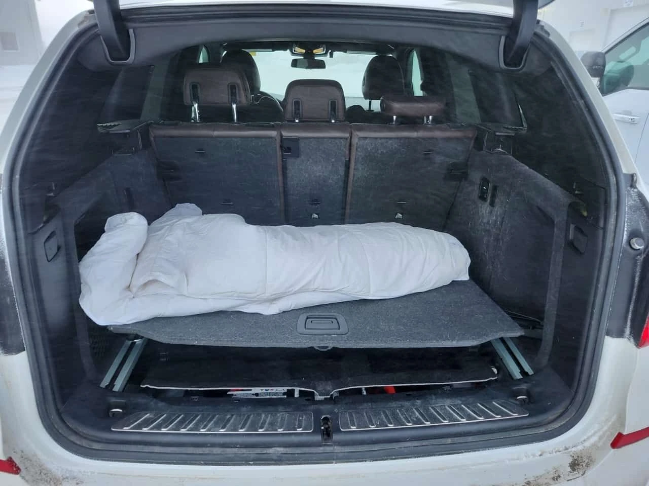 BMW X3 * xDrive30i * Heads-Up * Keyless * Panoramic Sunro, снимка 14 - Автомобили и джипове - 54218412