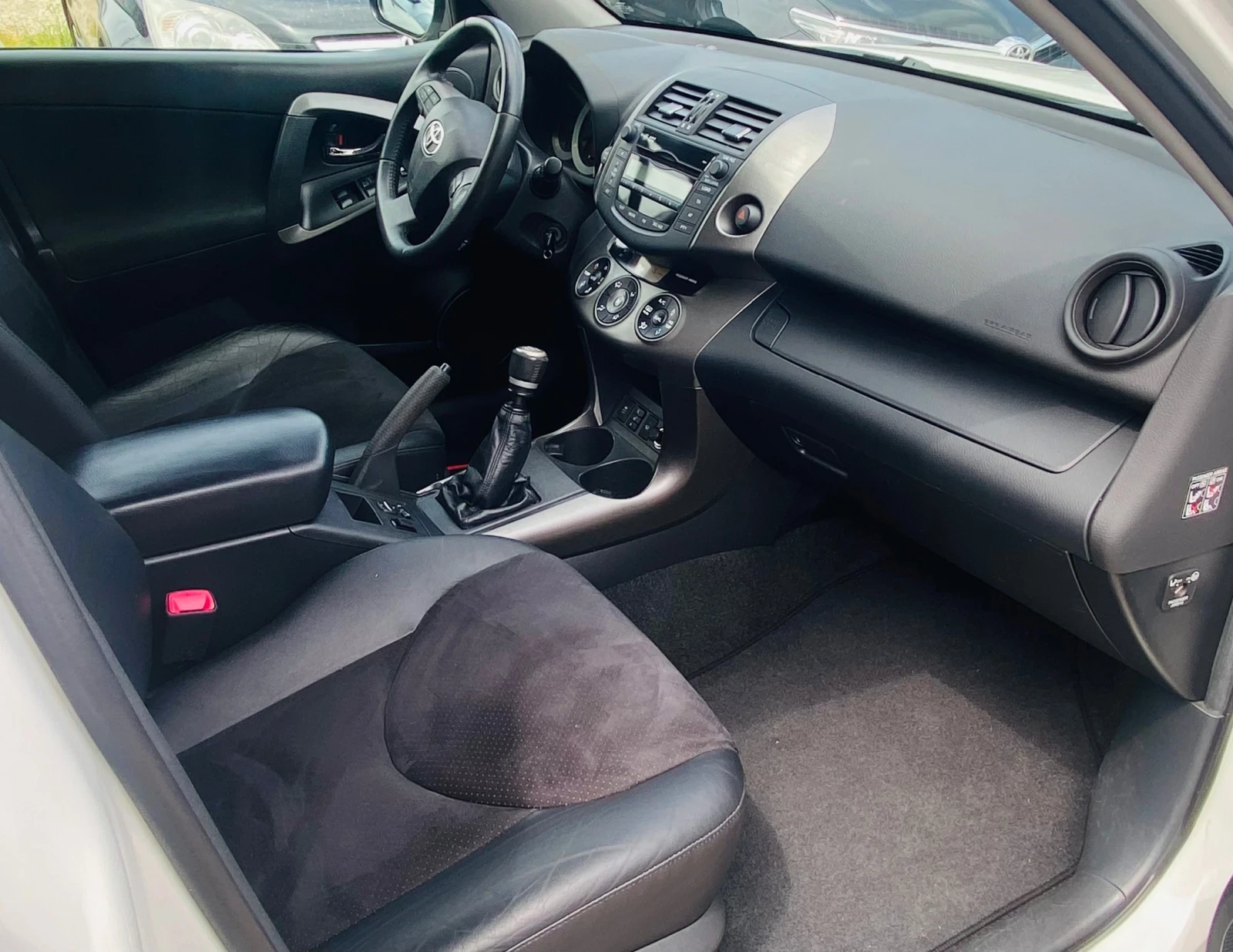Toyota Rav4 Face 2.0-16v 158 �.�.����.�������! | Mobile.bg � ����������� 9