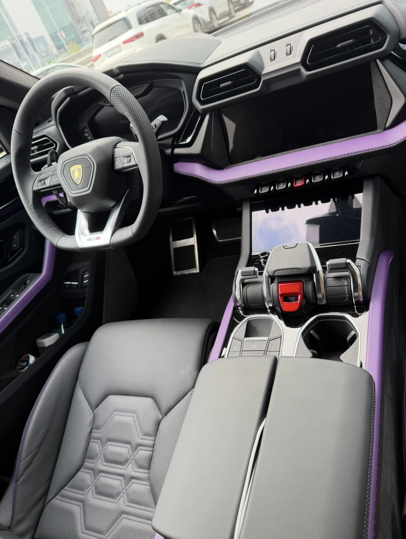 Lamborghini Urus 8 000  оперативен лизинг, без първоначална, снимка 4 - Автомобили и джипове - 54518551