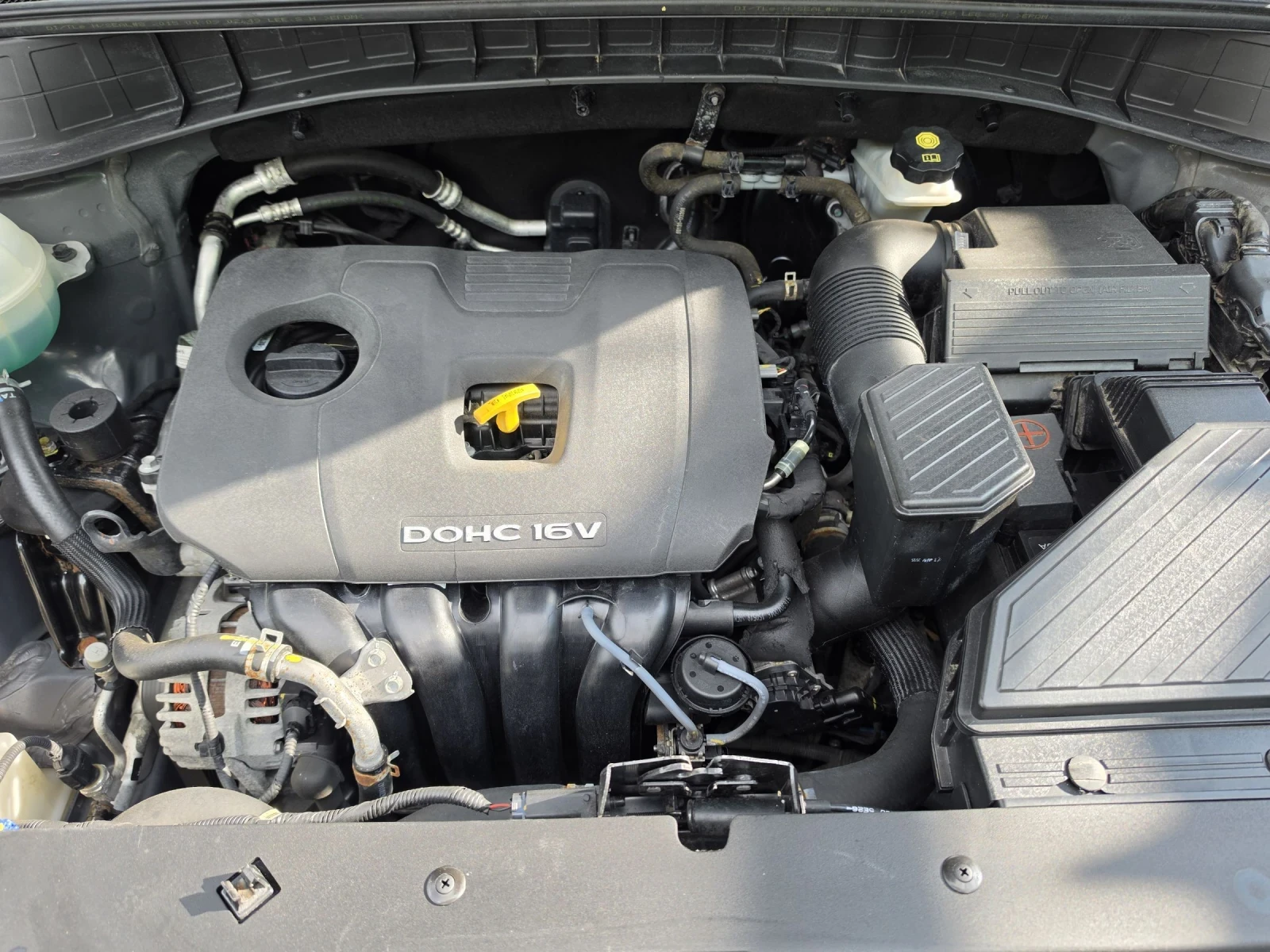 Hyundai Tucson 2.0 MPI, снимка 17 - Автомобили и джипове - 54702931