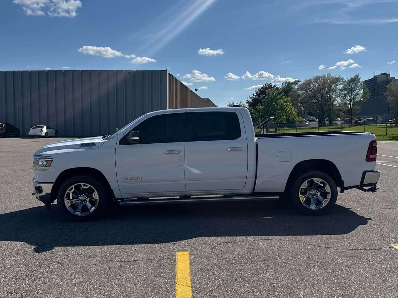 Dodge RAM 1500 * Big Horn * CARFAX * АВТОКРЕДИТ, снимка 2 - Автомобили и джипове - 54711011
