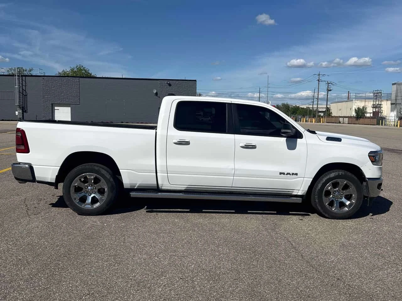 Dodge RAM 1500 * Big Horn * CARFAX * АВТОКРЕДИТ, снимка 3 - Автомобили и джипове - 54711011