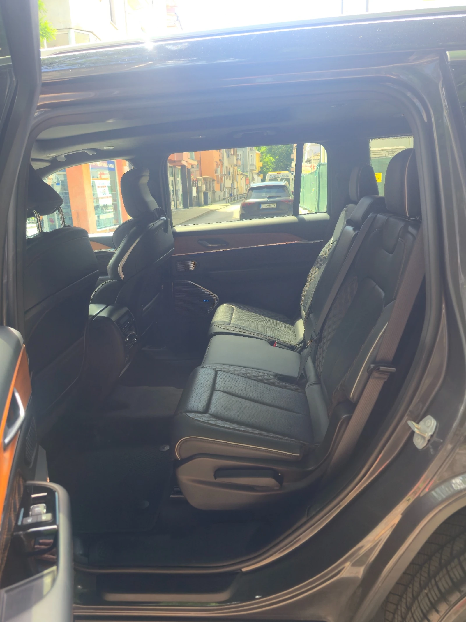 Jeep Grand cherokee L, V8, 5.7 WL SUMMIT RESERVE_ГАЗ, снимка 9 - Автомобили и джипове - 54712862