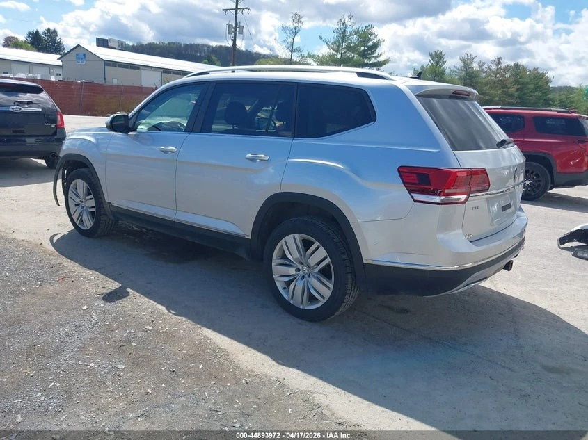 VW Atlas SEL* 3.6* V6* ПОДГРЕВ* КАМЕРА* , снимка 4 - Автомобили и джипове - 54755017