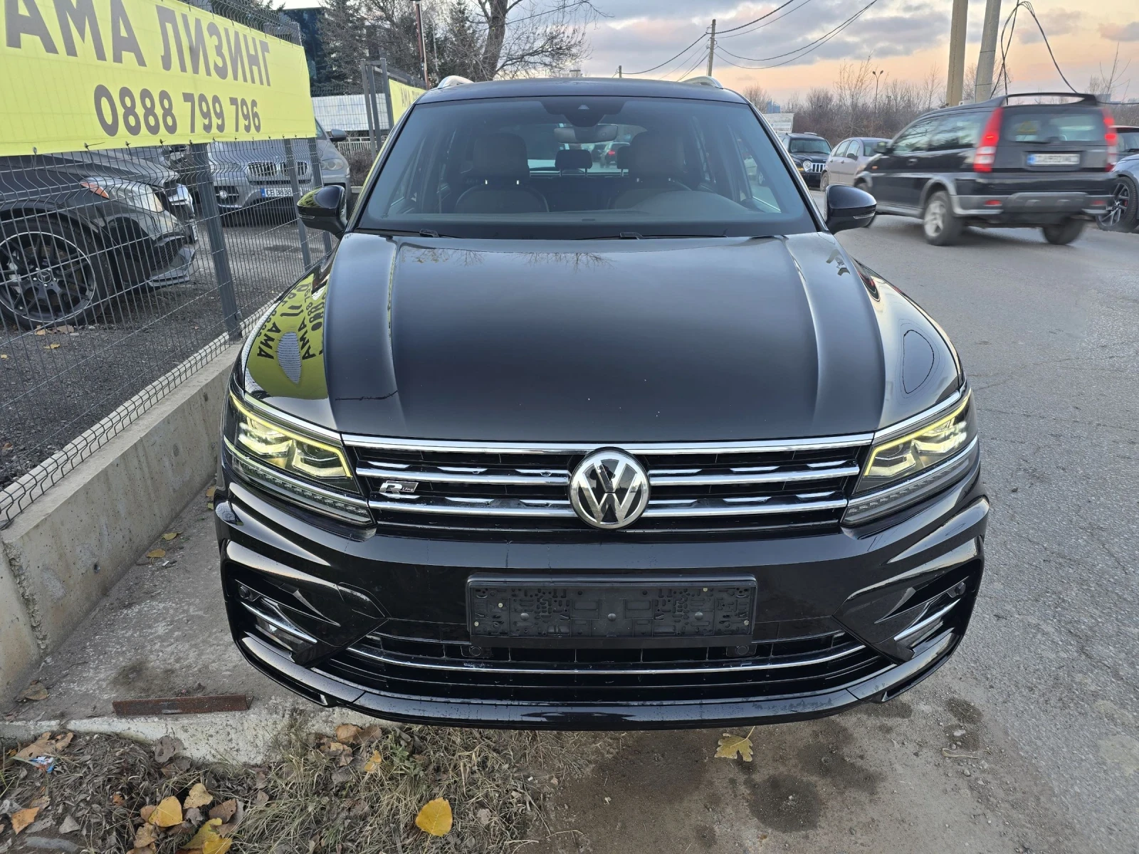 VW Tiguan R-LINE/DIGITAL/2.0 TDI 4-MOTION, снимка 2 - Автомобили и джипове - 55233895