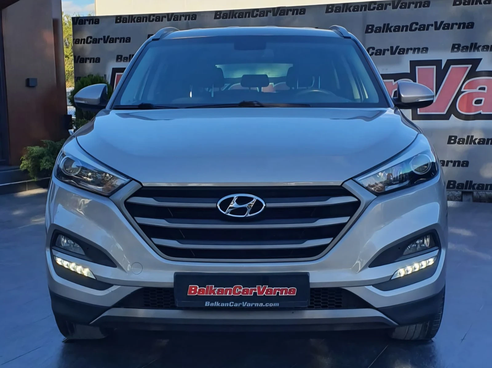 Hyundai Tucson 1.6GDI, Газ 146хил.км!, снимка 2 - Автомобили и джипове - 56018877