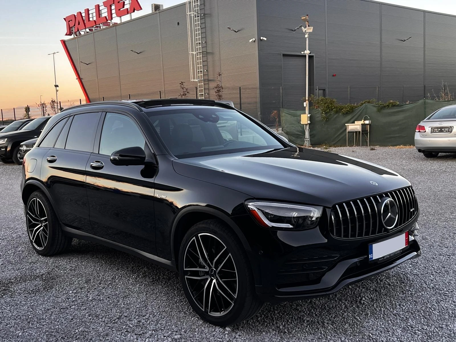 Mercedes-Benz GLC 43 AMG 4MATIC Distr Pano Keyless Cam360* Carplay | Mobile.bg � ����������� 2