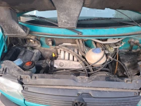 VW Caravelle 2.4D, снимка 9