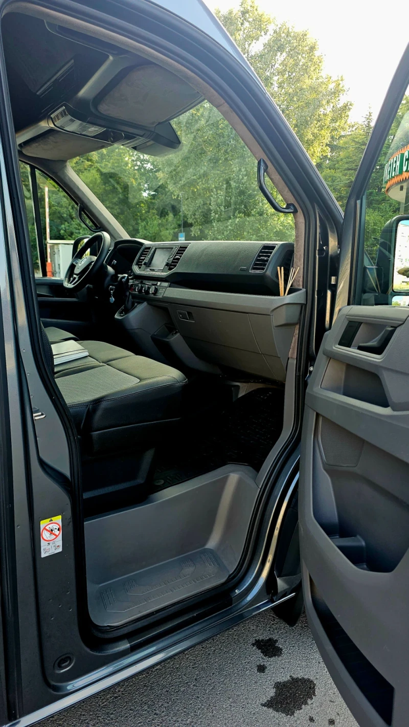 VW Crafter 2, 0 TDI , снимка 9 - Бусове и автобуси - 52696874