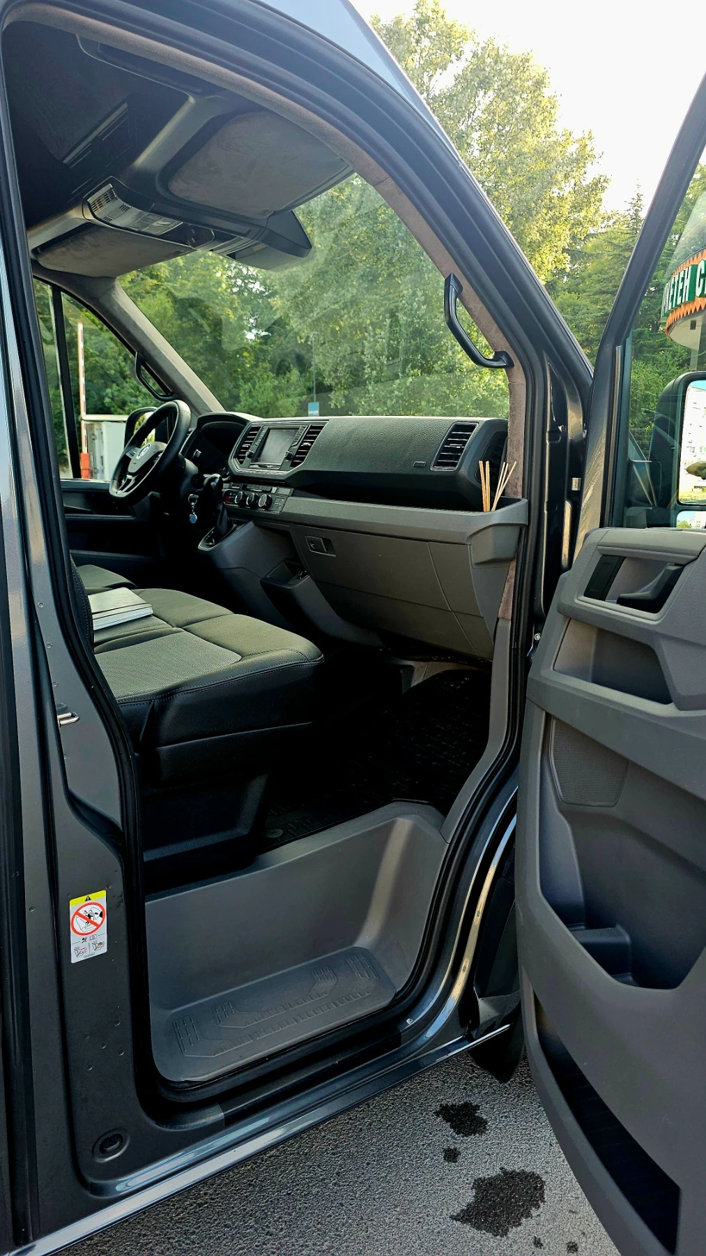 VW Crafter 2, 0 TDI  - изображение 9
