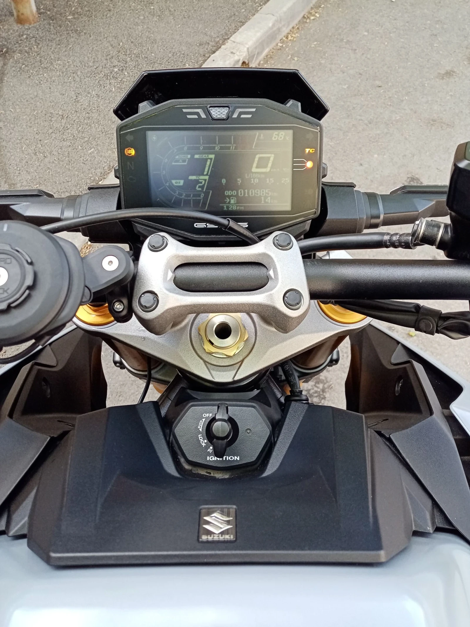 Suzuki Gsx S 1000 Leo vince, Tsc, Mode select, Blipper - изображение 7