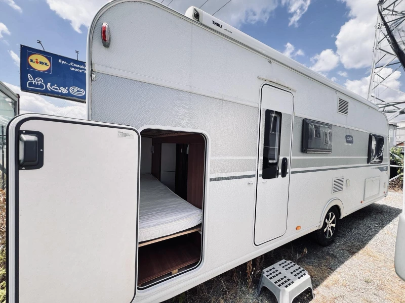 Каравана LMC 6 местна КЛИМАТИК МУВЪР ТЕНТА СОЛАР, снимка 5 - Каравани и кемпери - 49638461