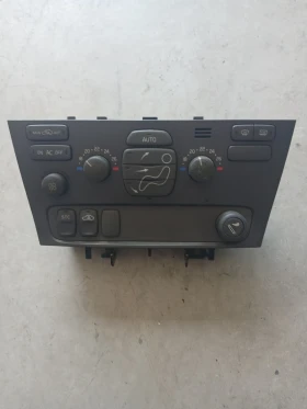 8682930 климатроник Volvo V70, снимка 1