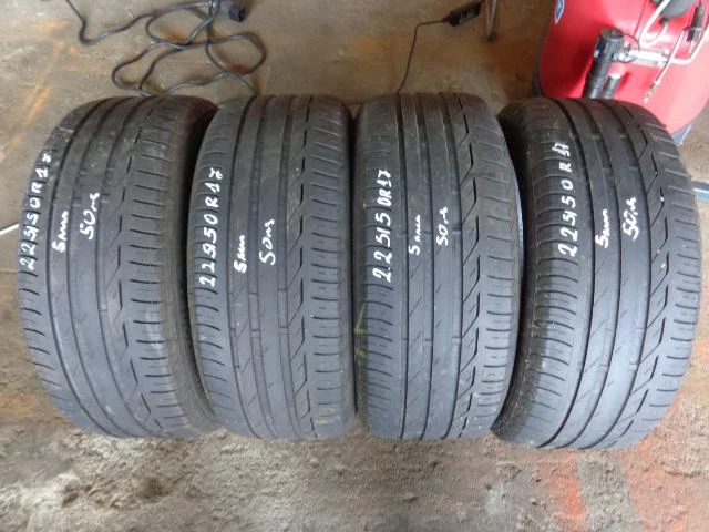 Гуми Летни 225/50R17, снимка 2 - Гуми и джанти - 14644635