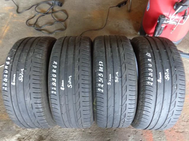 Гуми Летни 225/50R17, снимка 3 - Гуми и джанти - 14644635