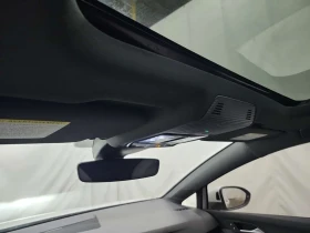 VW Golf GTI/CARFAX/Панорама/2 ключа/Подгрев, снимка 13